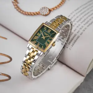 Lee Cooper LC07940.270 Kadın Kol Saati – Gold&Silver – 22 mm – Yeşil Dikdörtgen Kadran