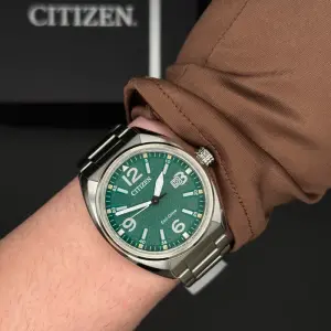 Citizen Erkek Kol Saati - Paslanmaz Çelik Kasa - Yeşil Kadran - Eco-Drive