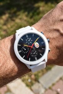 Quantum Galatasaray Taraftar Kol Saati | 44mm Kasa, Beyaz Silikon Kordon, Lisanslı Ürün
