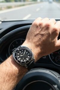 Lee Cooper Spor ve Şık Erkek Kol Saati | Siyah Silikon Kordon, Takvimli, 43mm