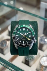 Quantum Otomatik GMT Erkek Kol Saati | 42mm, Safir Cam, Yeşil Silikon, 20ATM