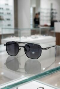 Quantum Siyah Erkek Güneş Gözlüğü | 52mm, Çelik Çerçeve, Polarize Cam