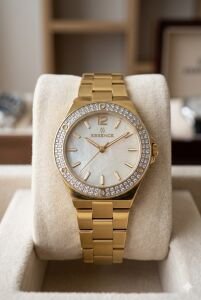 Essence Kadın 32 mm Çelik Kasa Altın Çelik Kordon Sedef Kadran Analog Kol Saati