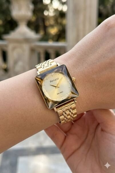 Ferrucci Altın Kare Kasa Kadın Kol Saati | 25 mm Çelik Kasa, Altın Metal Kordon, Altın Kadran
