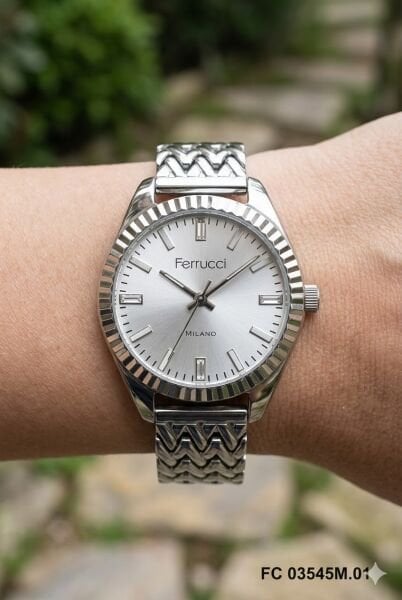 Ferrucci Gümüş Renk Kadın Kol Saati | 33 mm Çelik Kasa, Gümüş Metal Kordon, Gümüş Kadran