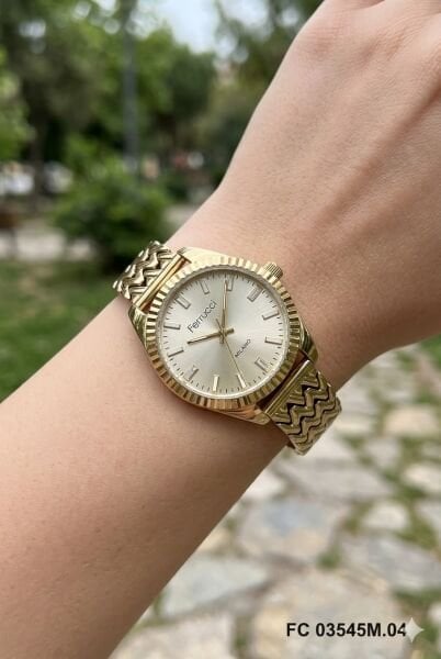 Ferrucci Altın Renk Kadın Kol Saati | 33 mm Çelik Kasa, Altın Metal Kordon, Altın Kadran