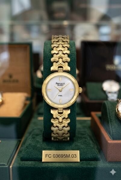 Ferrucci Altın Yuvarlak Kasa Kadın Kol Saati | 26 mm Çelik Kasa, Altın Metal Kordon, Gümüş Kadran