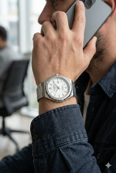 Lee Cooper Gümüş Renk Erkek Kol Saati | 45 mm Çelik Kasa, Gümüş Çelik Kordon, Gümüş Kadran