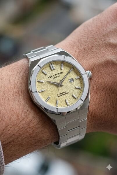 Lee Cooper Gümüş Renk Erkek Kol Saati | 45 mm Çelik Kasa, Gümüş Çelik Kordon, Altın Kadran