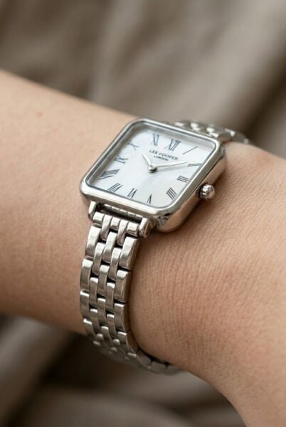 Lee Cooper Kare Kasa Kadın Kol Saati | 22 mm Çelik Kasa, Silver Çelik Kordon, Sedef Kadran