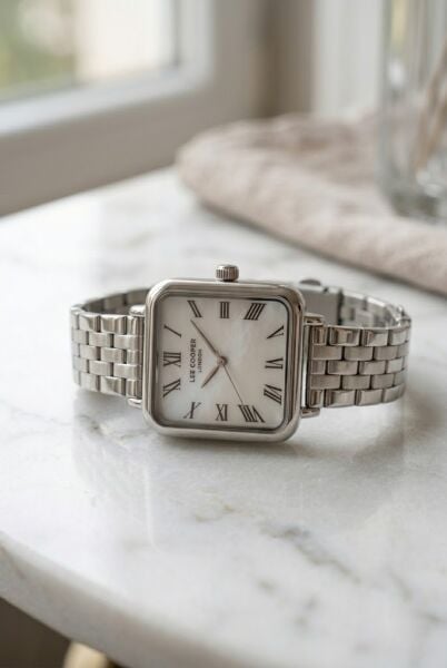 Lee Cooper Kare Kasa Kadın Kol Saati | 22 mm Çelik Kasa, Silver Çelik Kordon, Sedef Kadran