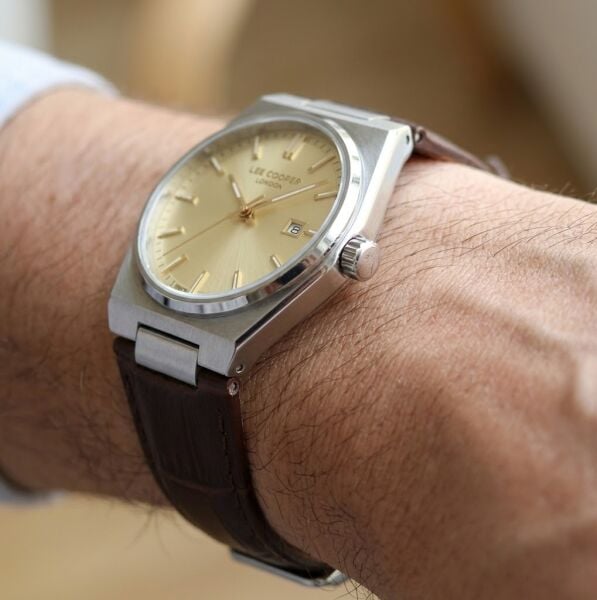 Lee Cooper Vintage Tasarım Erkek Kol Saati | 40 mm Çelik Kasa, Kahverengi Deri Kordon, Gold Kadran