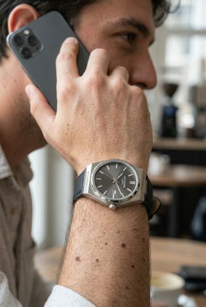 Lee Cooper Vintage Tasarım Erkek Kol Saati | 40 mm Çelik Kasa, Siyah Deri Kordon, Siyah Kadran