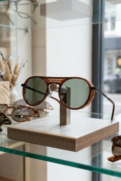 Quantum Turuncu Unisex Güneş Gözlüğü | 48 mm Asetat-Çelik Çerçeve, Yeşil Polarize Cam