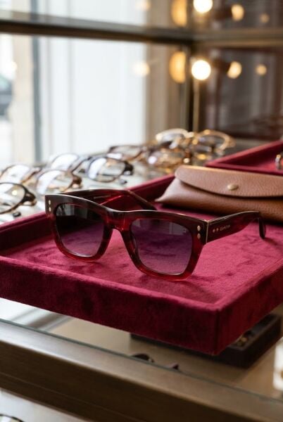 Quantum Kırmızı Kadın Güneş Gözlüğü | 51 mm Asetat Çerçeve, Füme Polarize Cam