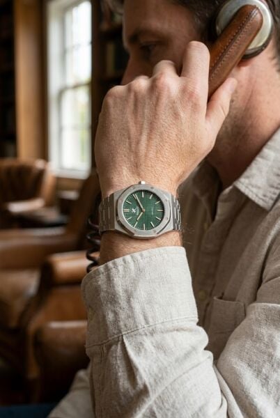 Beverly Hills Polo Club Gri Geometrik Kasa Erkek Kol Saati | 40 mm Çelik Kasa, Gri Çelik Kordon, Yeşil Kadran