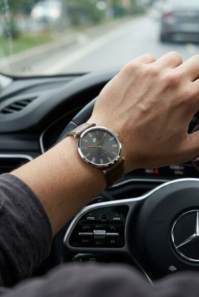 Beverly Hills Polo Club Altın Yuvarlak Kasa Erkek Kol Saati | 39 mm Çelik Kasa, Siyah Deri Kordon, Beyaz Kadran