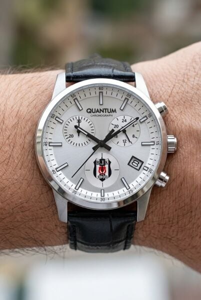 Quantum Beşiktaş Taraftar Erkek Kol Saati | 42 mm Paslanmaz Çelik Kasa, Siyah Deri Kordon
