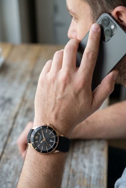 Lee Cooper Rosegold-Siyah Erkek Kol Saati | 45 mm Paslanmaz Çelik Kasa, Siyah Silikon Kordon