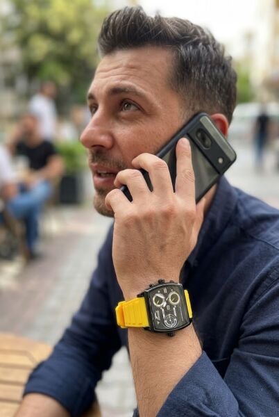 Slazenger Sarı-Siyah Erkek Kol Saati | 50 mm Paslanmaz Çelik Kasa, Silikon Kordon