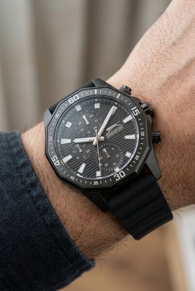 Slazenger Siyah Erkek Kol Saati | 44 mm Paslanmaz Çelik Kasa, Silikon Kordon