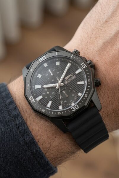 Slazenger Siyah Erkek Kol Saati | 44 mm Paslanmaz Çelik Kasa, Silikon Kordon