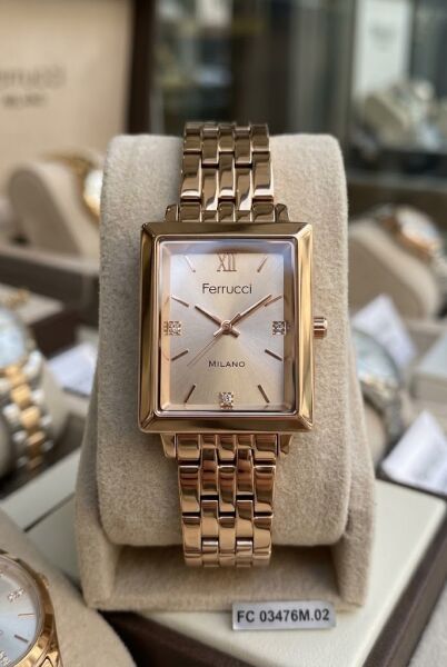 Ferrucci Rose Gold Kare Kasa Kadın Kol Saati | 30 mm Çelik Kordon, Modern ve Şık Tasarım
