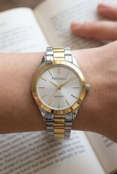 Ferrucci Şık ve Modern Kadın Kol Saati | 34 mm İki Renk Çelik Kordon, Gümüş Kadran