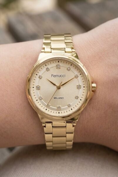 Ferrucci Lüks Görünümlü Altın Kadın Kol Saati | 34 mm Çelik Kordon, Taş Detaylı Kadran