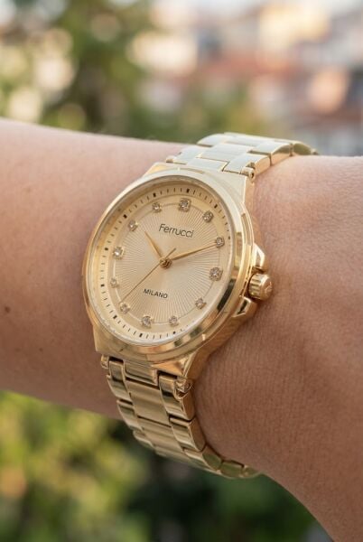 Ferrucci Lüks Görünümlü Altın Kadın Kol Saati | 34 mm Çelik Kordon, Taş Detaylı Kadran