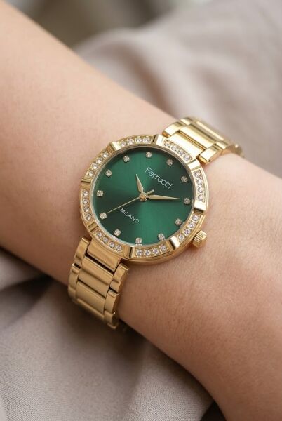 Ferrucci Lüks Görünümlü Altın Kadın Kol Saati | 33 mm Çelik Kordon, Taş Detaylı Yeşil Kadran