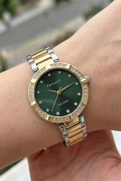 Ferrucci Lüks Görünümlü Kadın Kol Saati | 33 mm Çelik Kordon, Taş Detaylı Yeşil Kadran