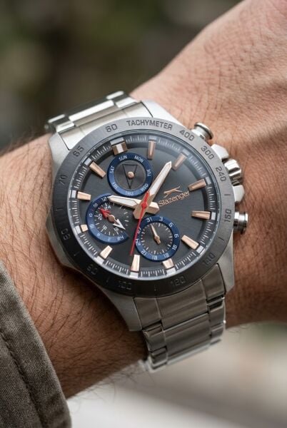 Slazenger Sportif ve Lüks Görünümlü Erkek Kol Saati | 44 mm Çelik Kordon, Füme Gri Kadran