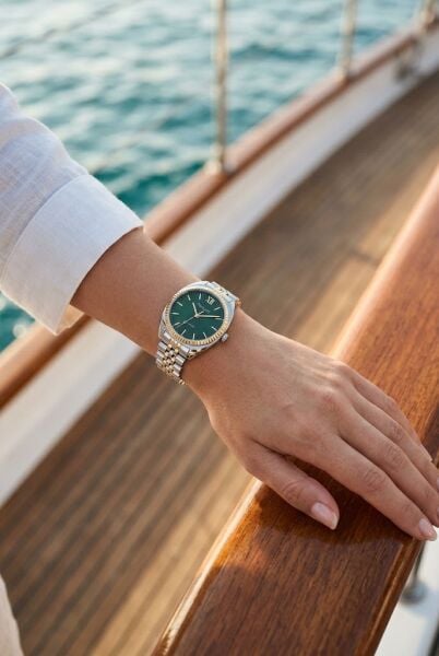 Ferrucci Lüks Görünümlü Kadın Kol Saati | 34 mm Altın-Gümüş Çelik Kordon, Yeşil Kadran