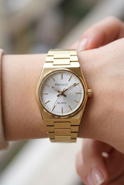Ferrucci Vintage Esintili Zarif Kadın Kol Saati | 26 mm Altın Çelik Kordon, Gümüş Kadran