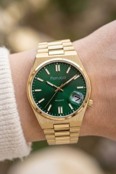 Ferrucci Vintage Lüks Görünümlü Kadın Kol Saati | 34 mm Altın Çelik Kordon, Yeşil Kadran, Takvimli